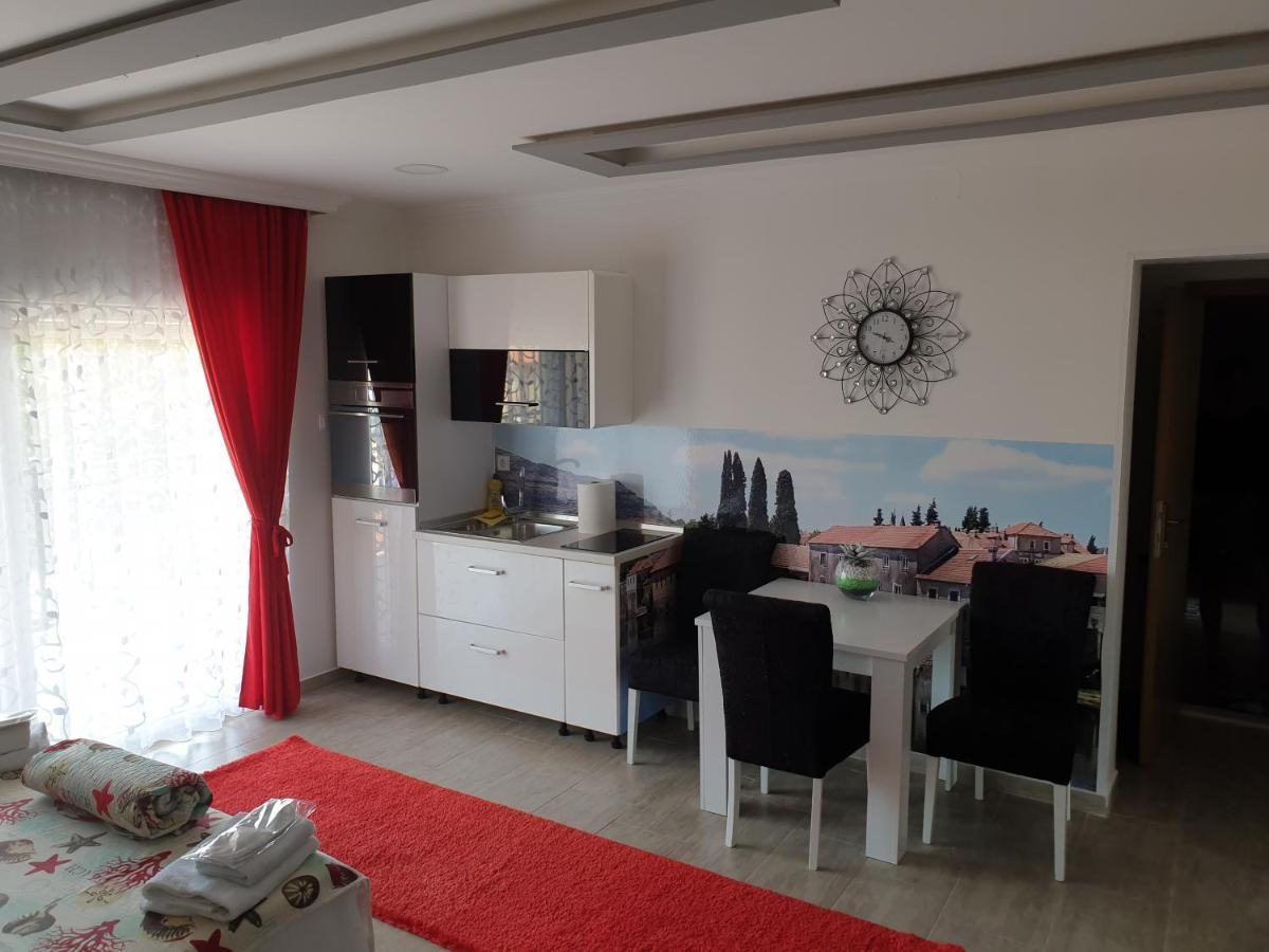 טרביניה Mango Apartments מראה חיצוני תמונה