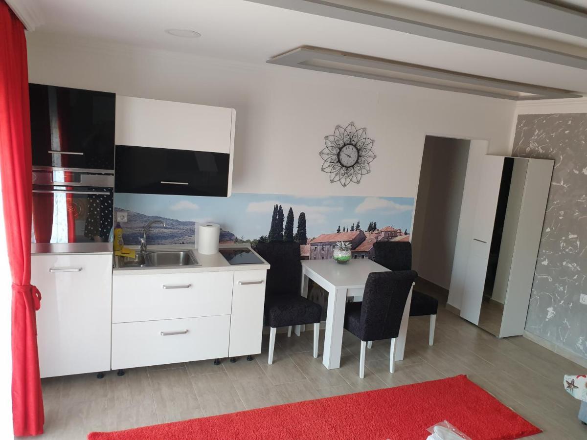 טרביניה Mango Apartments מראה חיצוני תמונה